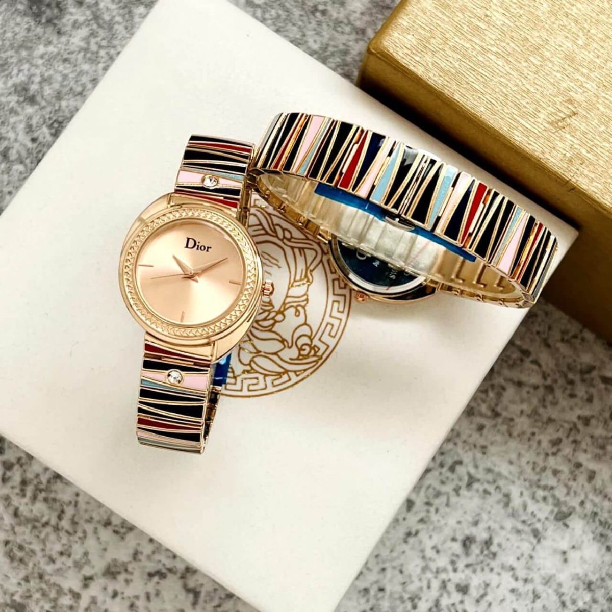 Buy Dior ladies first copy watch India