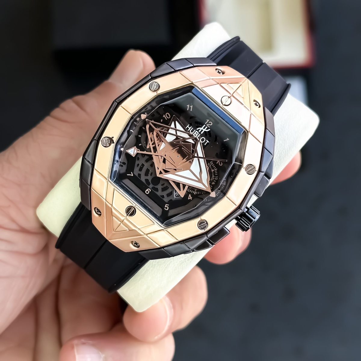 Buy First copy Hublot watch