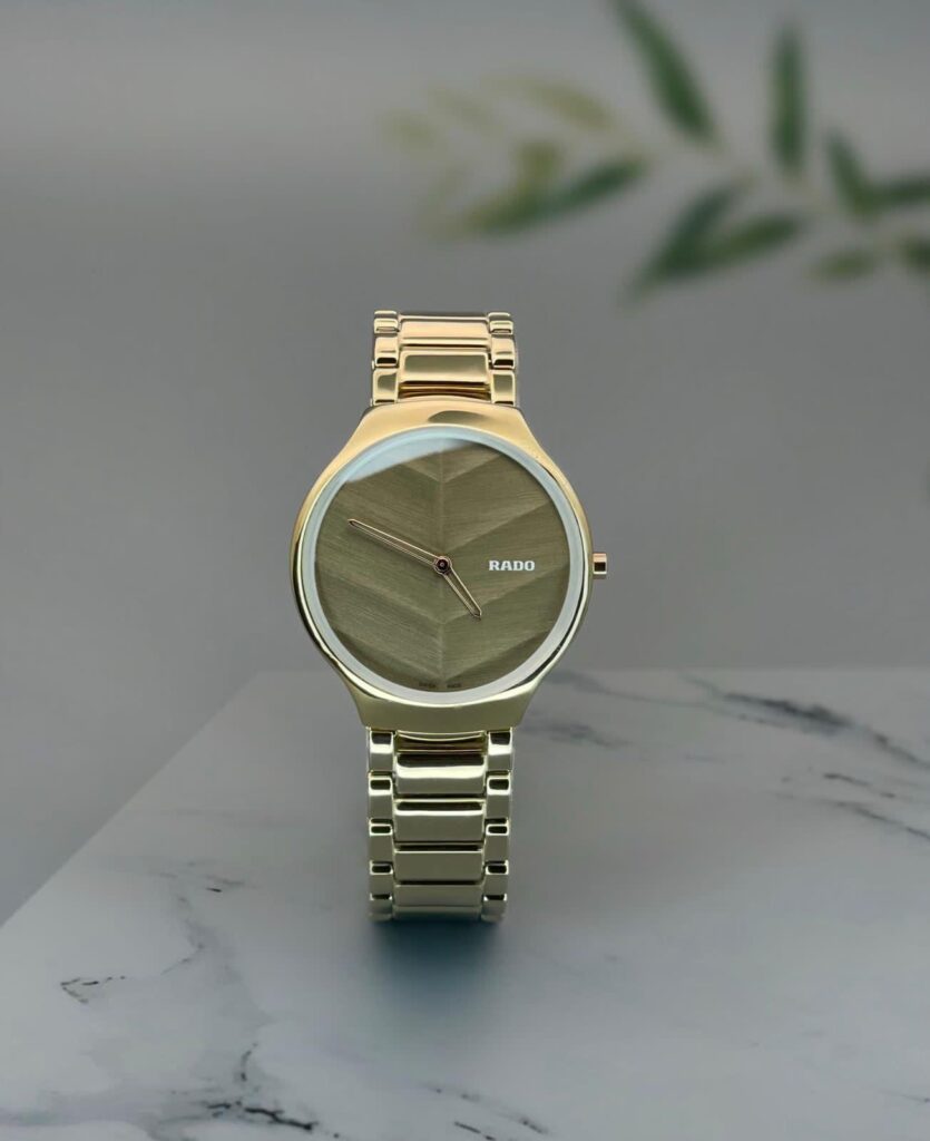 Rado true Round thinline